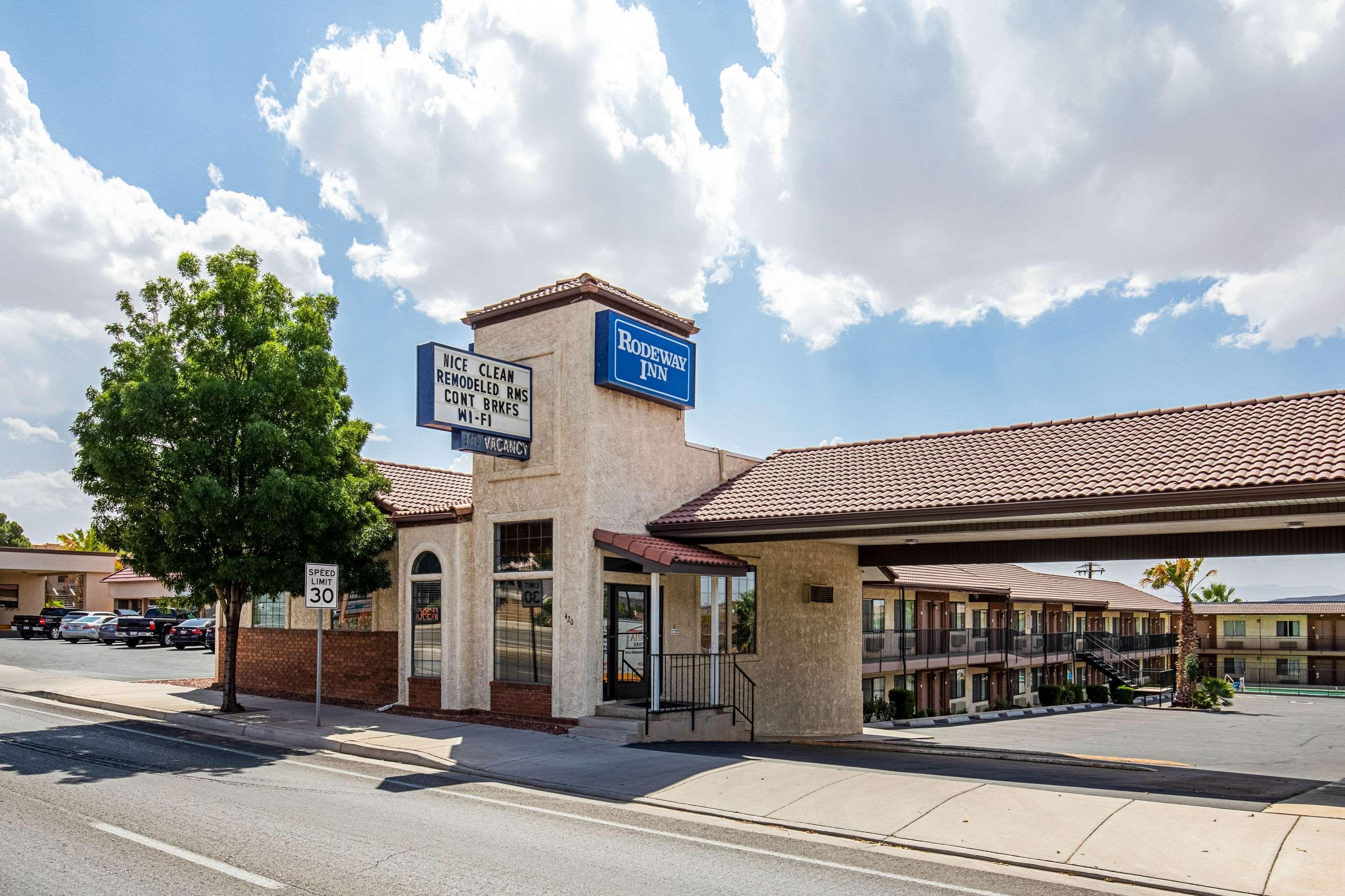 Rodeway Inn セントジョージ エクステリア 写真