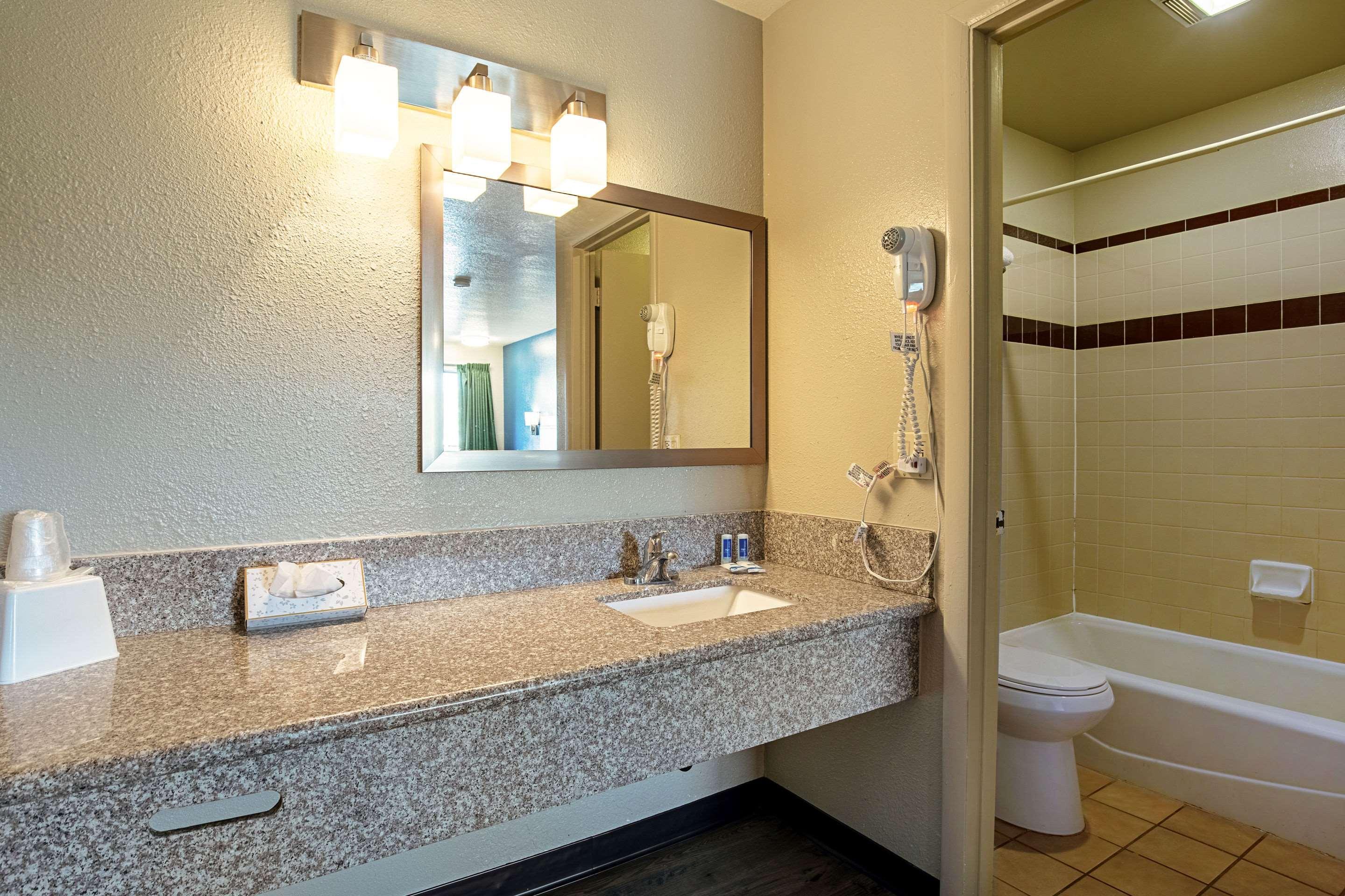 Rodeway Inn セントジョージ エクステリア 写真