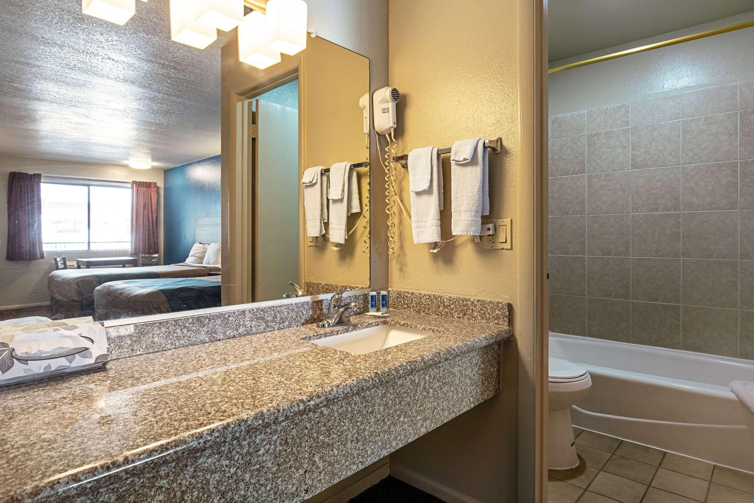 Rodeway Inn セントジョージ エクステリア 写真