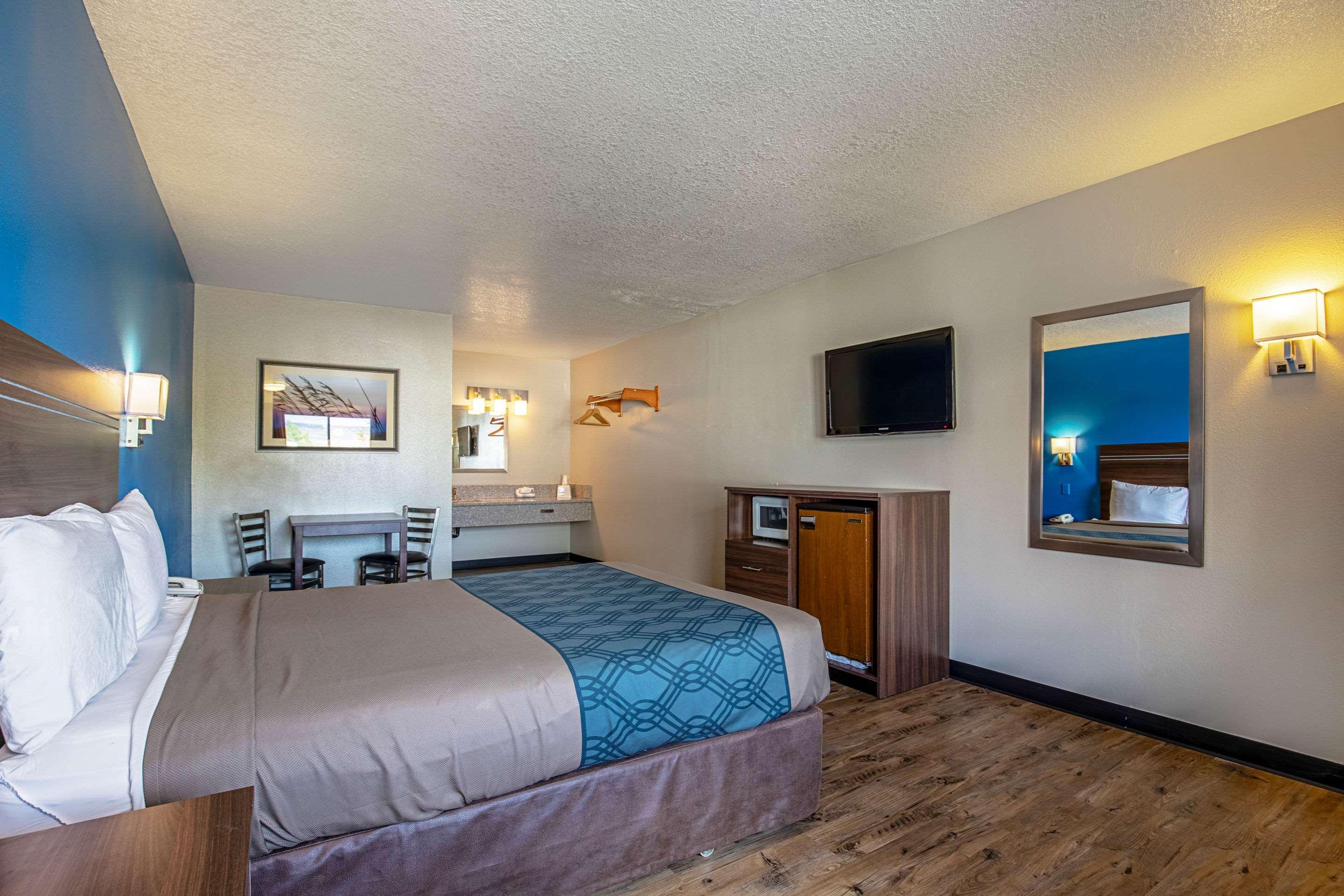Rodeway Inn セントジョージ エクステリア 写真